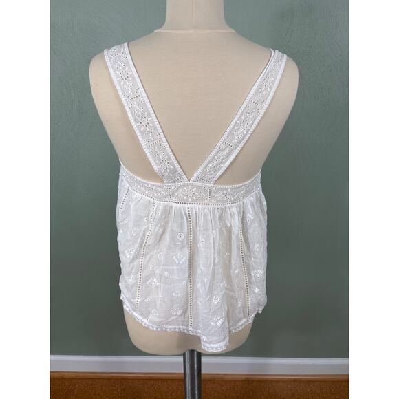 Unsubscribed Tank Top Women Size Small White Semisheer Eyelet Embroidered Floral - Picture 2 of 13
